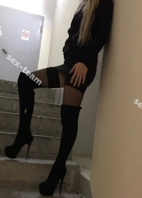 оля